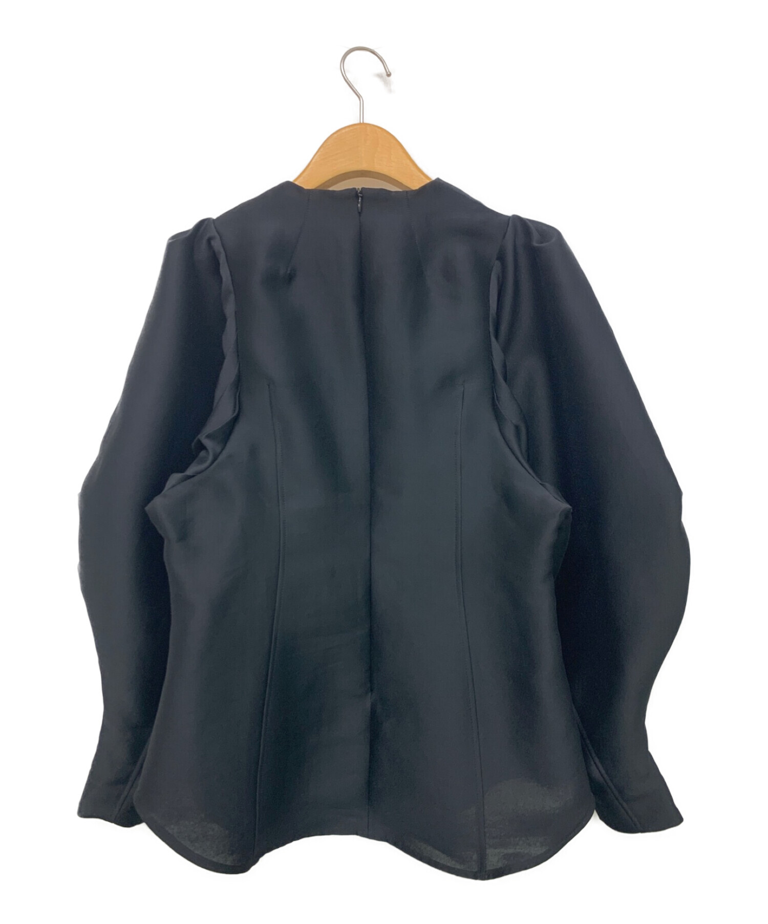 値下げ ohga　シルキーブラウス（BLACK）ブラック 値下げ ohga シルキーブラウス（BLACK）ブラック 値下げ ohga シルキー