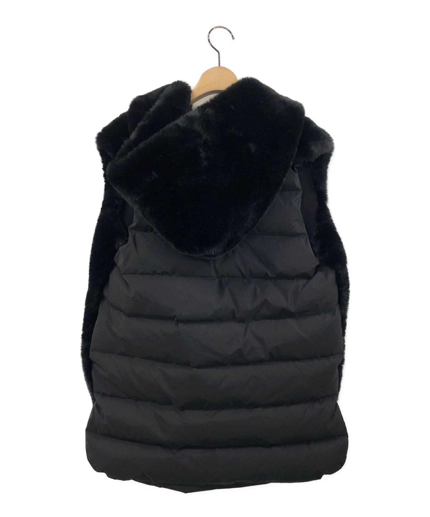新品未使用タグ付きLiala×PG フェイクファー ジレ ファー付き ベスト