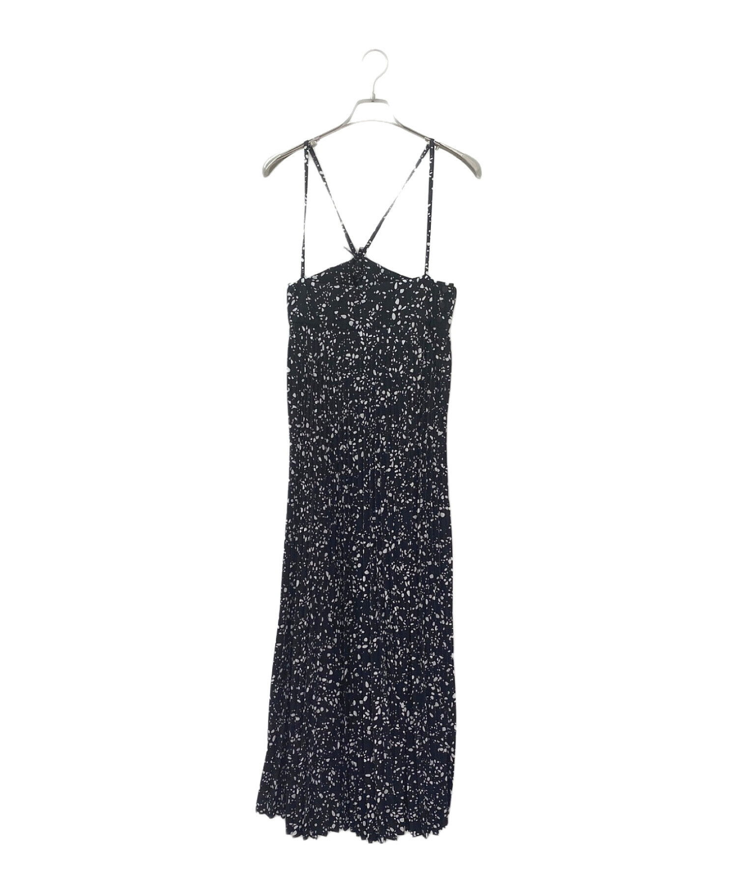 中古・古着通販】HYKE (ハイク) PEBBLE PRINTED MAXI DRESS ブラック 