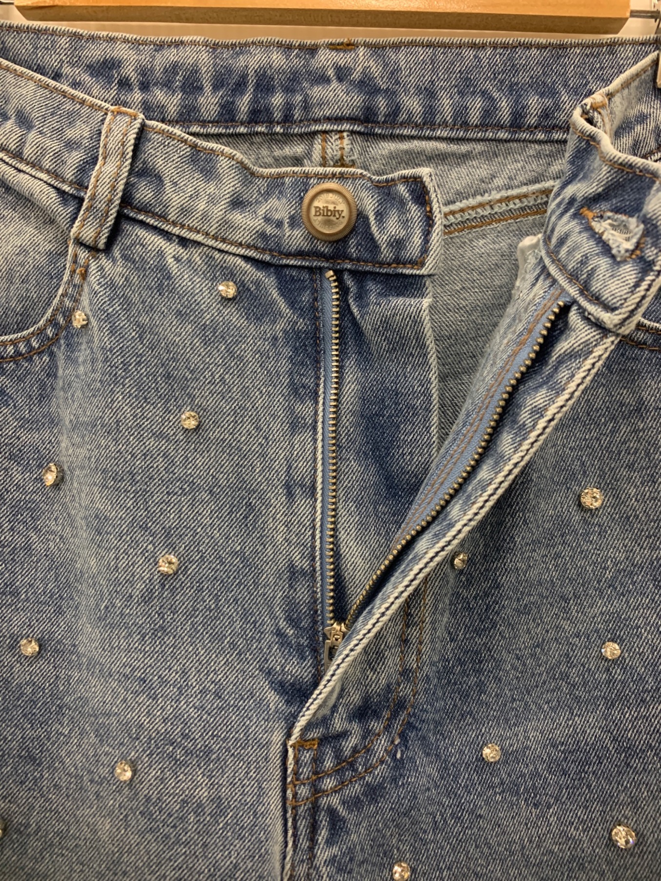 bibiy ビジューデニムビビィ