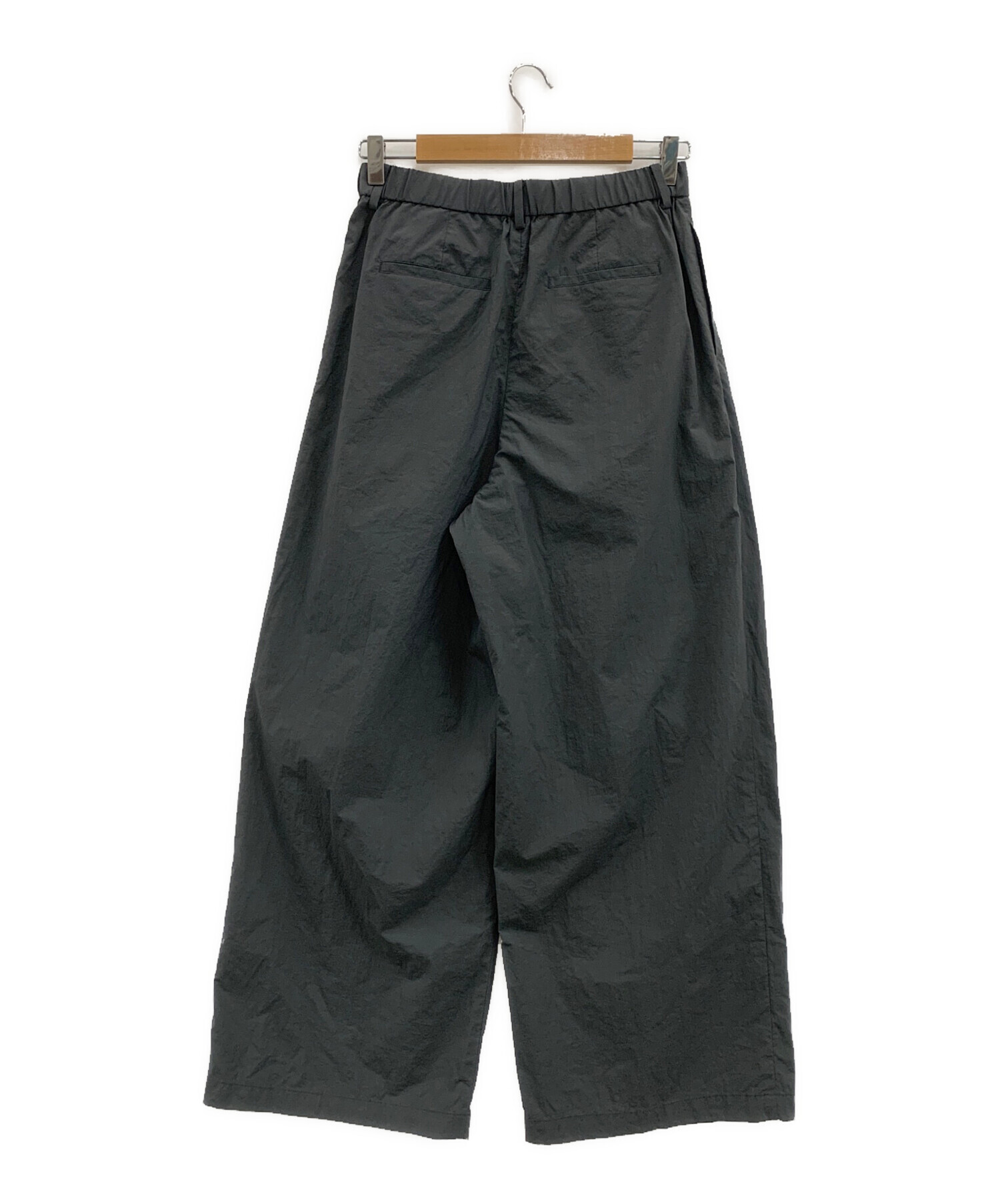 ビューティーアンドユースコットンナイロン ワイドタックパンツL