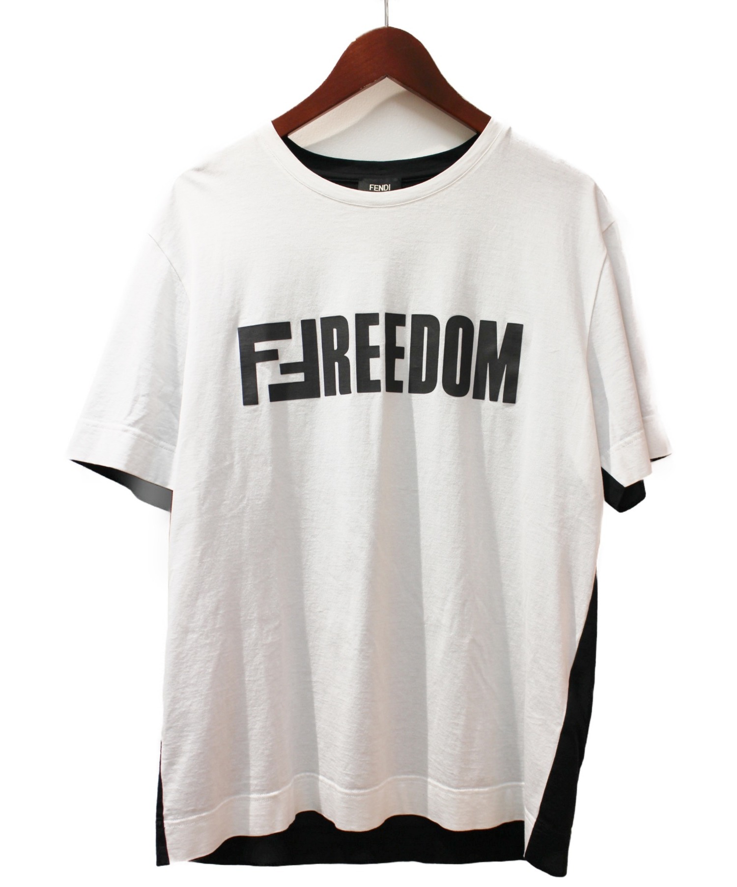 フェンディ　フロントロゴTシャツ　ホワイト　XL