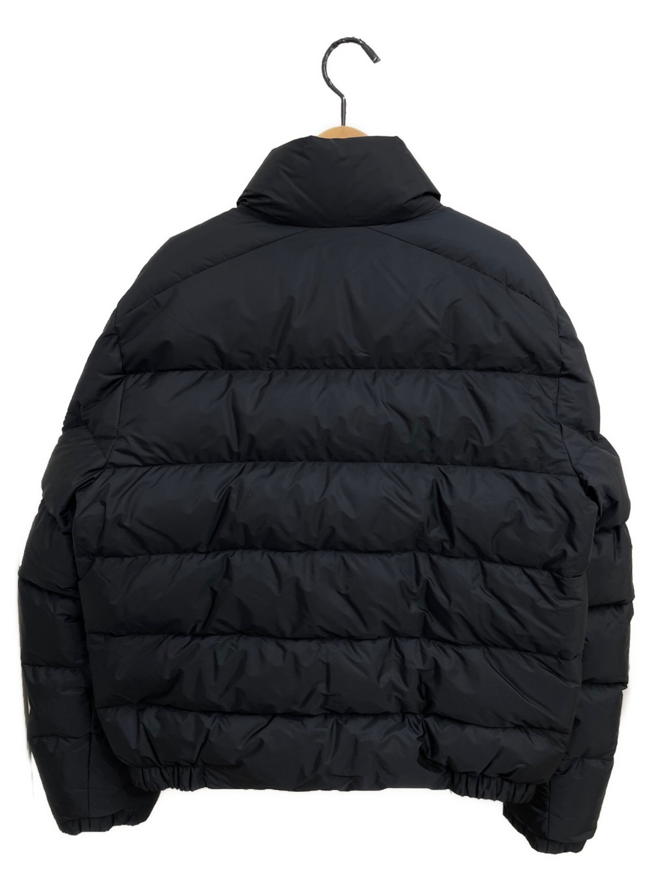 PRADA (プラダ) ロゴプレートダウンジャケット ブラック サイズ:46