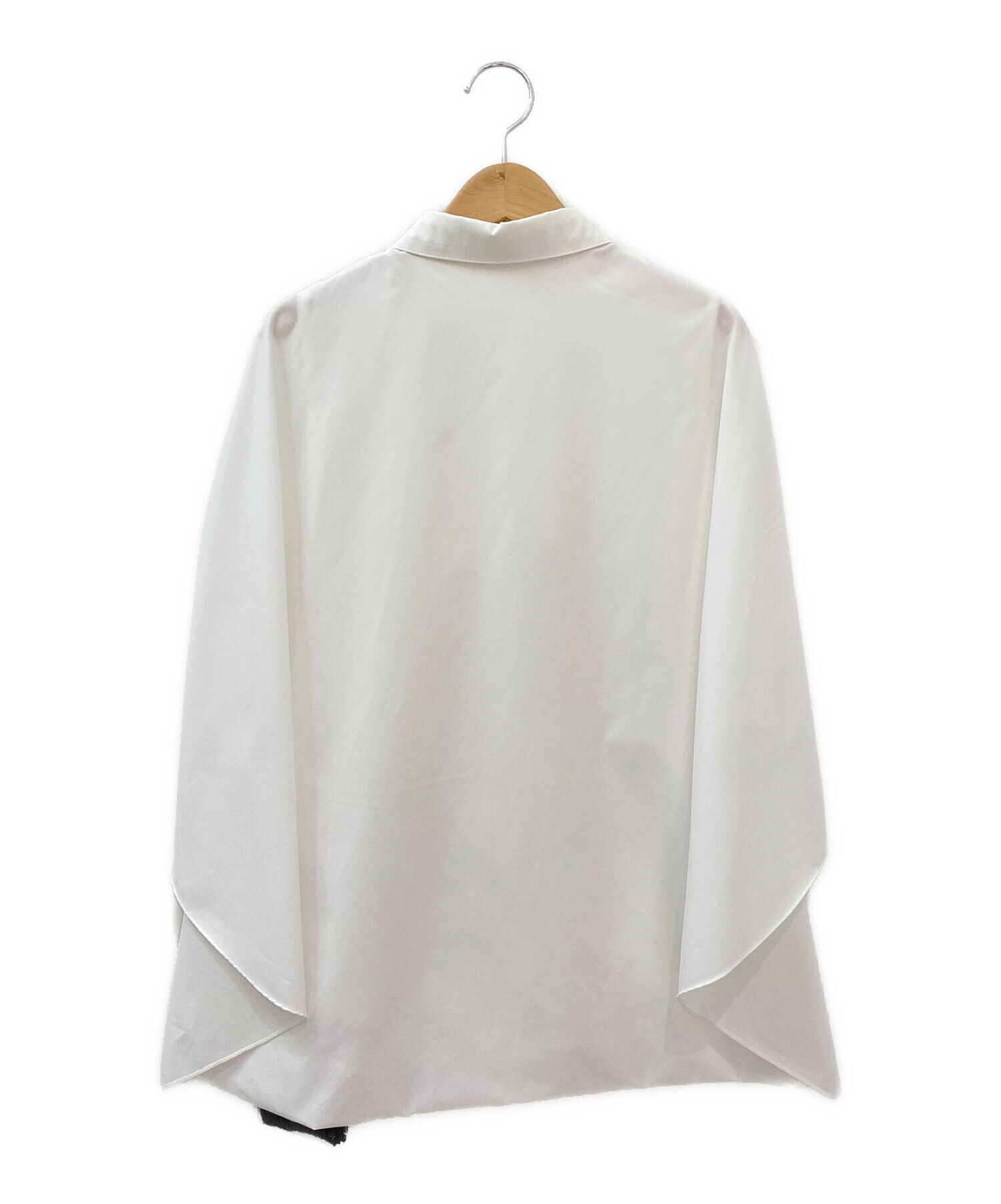 akiki アキキ　ブラウス　cape blouse white ケープブラウス