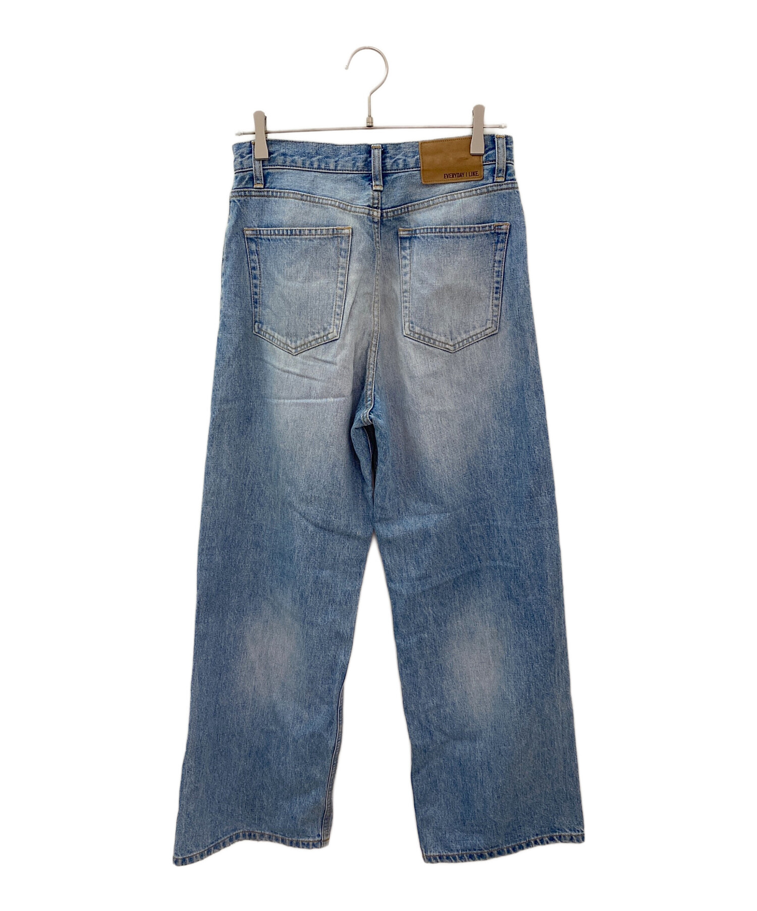 完売品 美品 EVERYDAY I LIKE. Tuck Buggy デニム38 完売品 美品 EVERYDAY I LIKE. Tuck Buggy デニム38