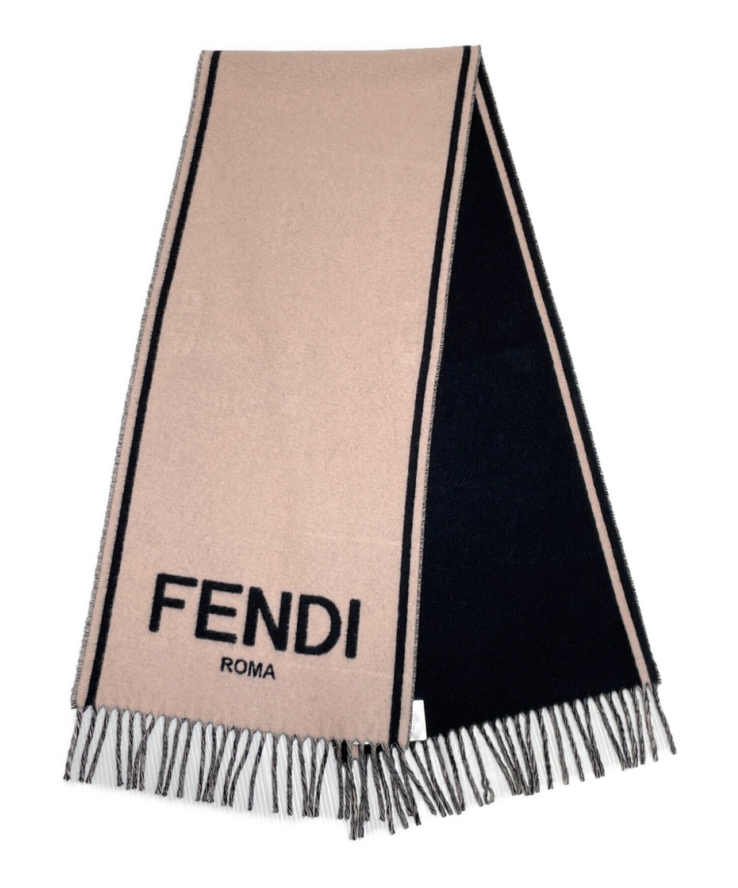 FENDIスカーフ&マフラーほぼ未使用美品❤️