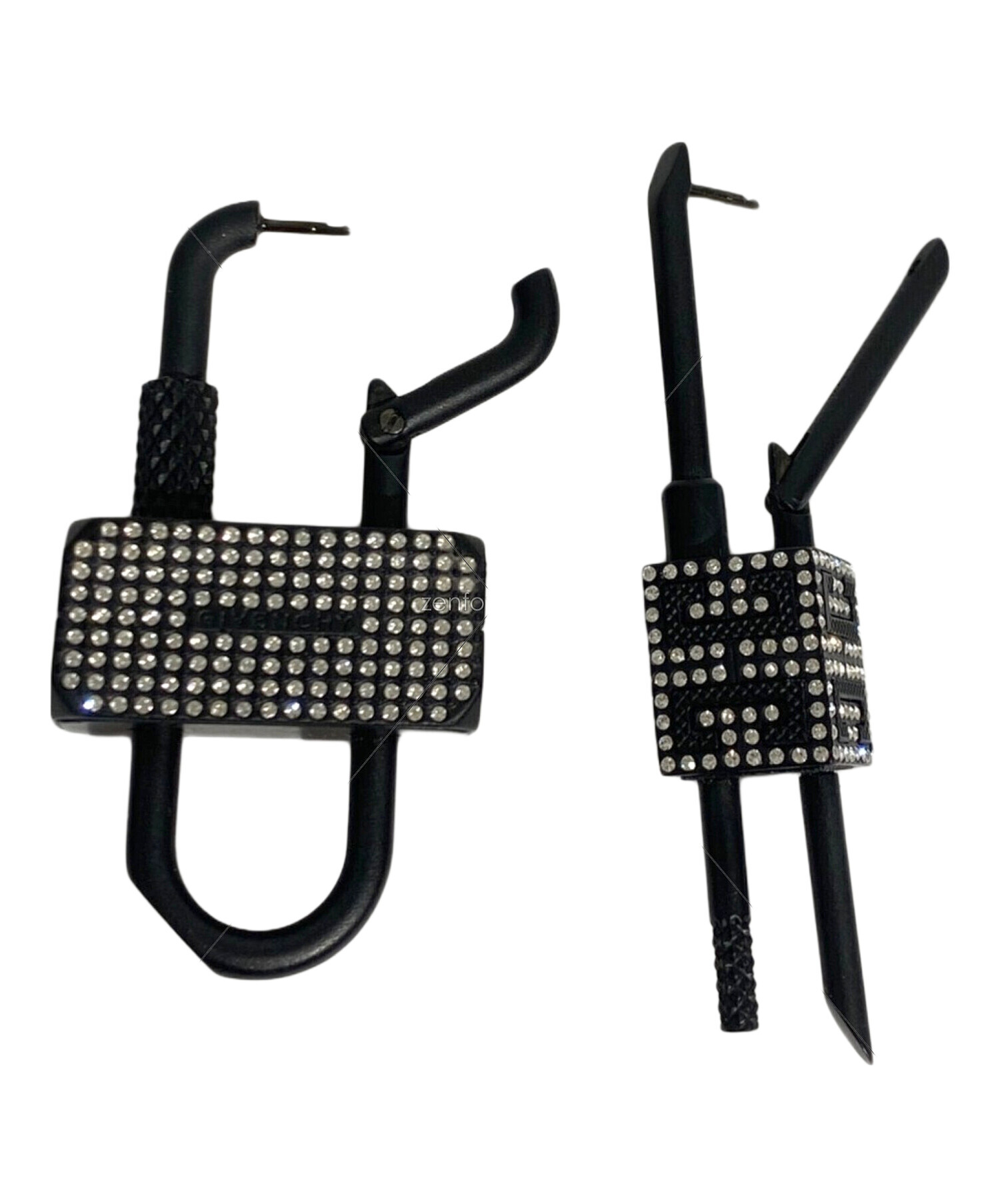GIVENCHYロックアシンメトリーピアスブラック